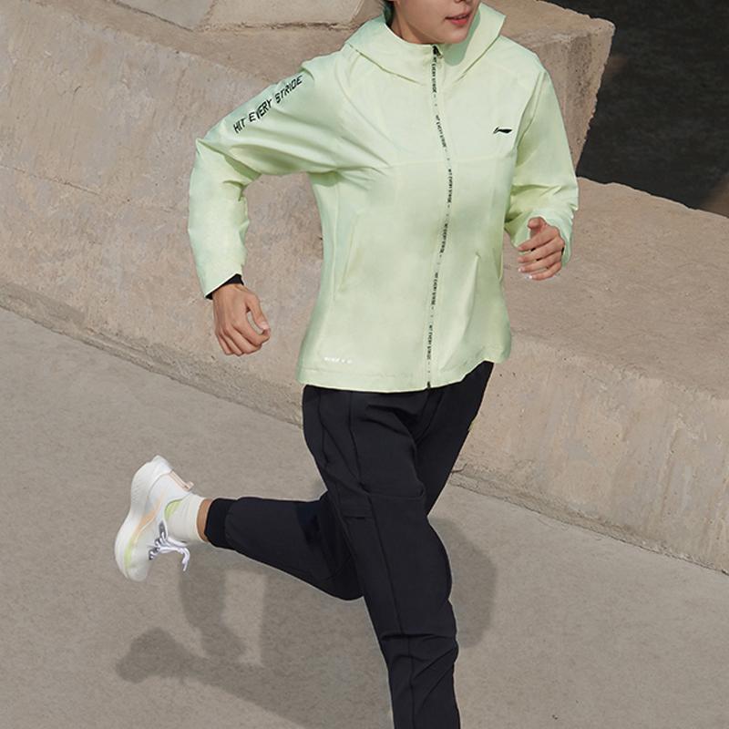 Li Ning Running Series Solid Color Logo Print Long Sleeve Hoodie Women Hoodies Light-Fruit-Green AFDT042-3