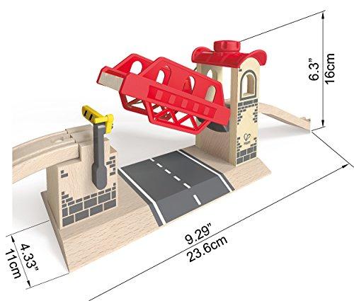 Hape Drawbridge, 23.6 x 16 x 11 cm, Ages 3 and Up, Wooden Pretend Play Toy, E3709