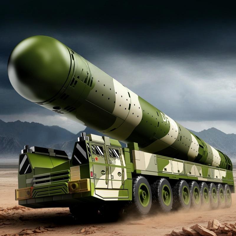 551pcs Military Series DF-41 Intercontinental Missile Launch Vehicle Assembly Building Blocks Children's Toys No Box