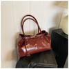 Vintage Handbag for Women Large Capacity 2026 New Underarm Commuting Bag Fashi Female Casual Single Shoulder Tote Bag