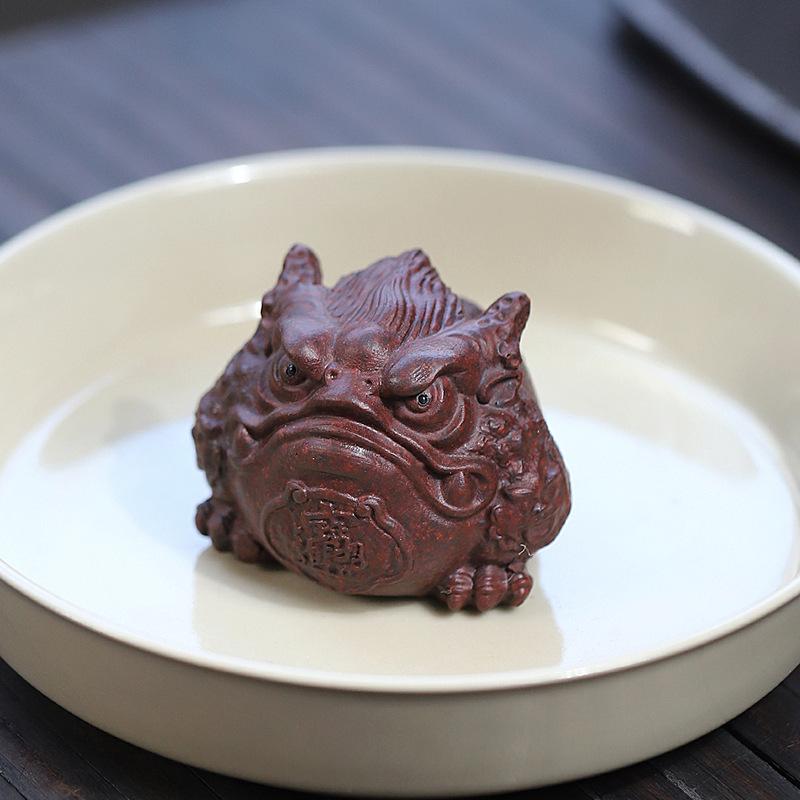 Purple Clay Tea Pet - 3-Legged Golden Toad Figurine, Zen Tea Ceremony Decor & Patina Development, Lucky Cultural Gift