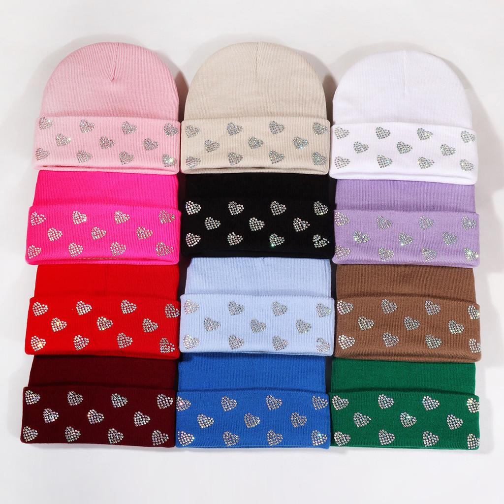 Fashionable Heart Shaped Design Beanie With Insulation For Outdoor Sports