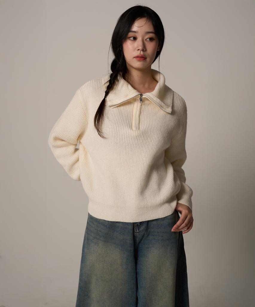 FADERMENT Essential Turtleneck Zip-Up Knit (Beige)