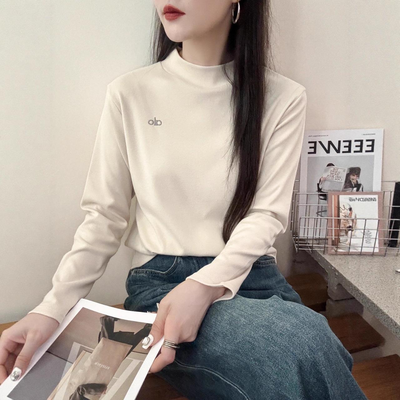 

2025 Autumn/Winter Letter Embroidery Stand Collar Fleece-Lined Long Sleeve Top One size (suitable for 80-140 kg)