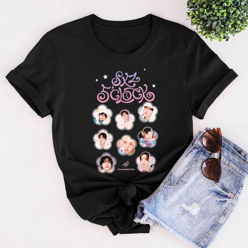 Stray Kids 5 O'Clock 5. Fanmeeting T-Shirt Kpop Merch Unisex Kurzarm Grafik-T-Shirt Retro Lässig Streetwear Oversize Oberteile für Kpop-Fans Geschenk