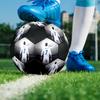 1 pièce Cristiano Ronaldo Taille de rêve 5 ballon de football Praha Ballon de football en salle Coloré Tous âges Cousu à la machine PVC Prêt pour la compétition Durable Rebond élevé