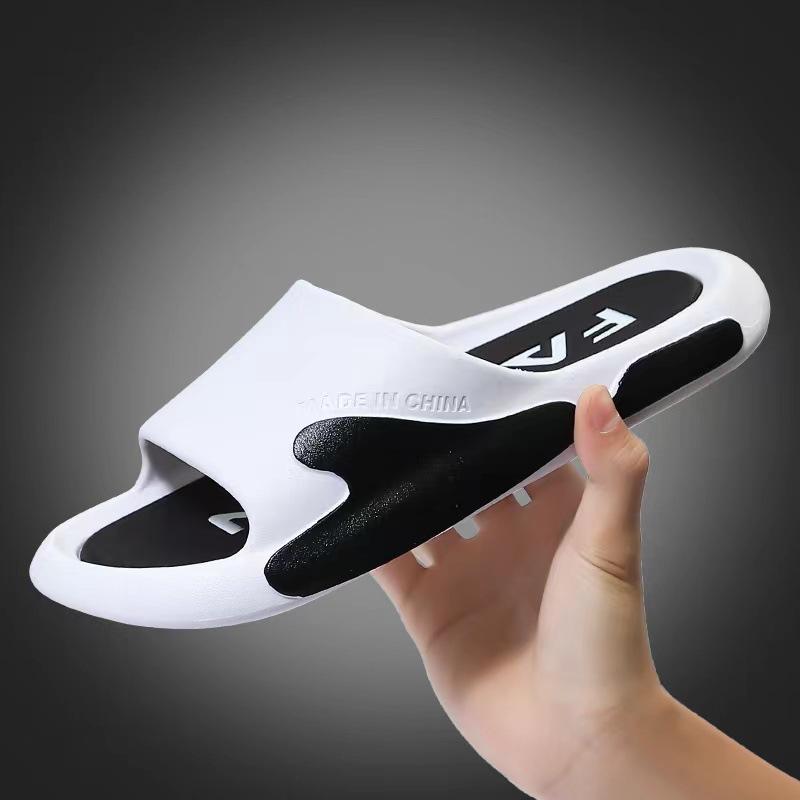 

2024 Новые летние модные тапочки для мужской верхней одежды, супермягкая и нескользящая обувь, износостойкие домашние тапочки с толстой подошвой 40-41 белый