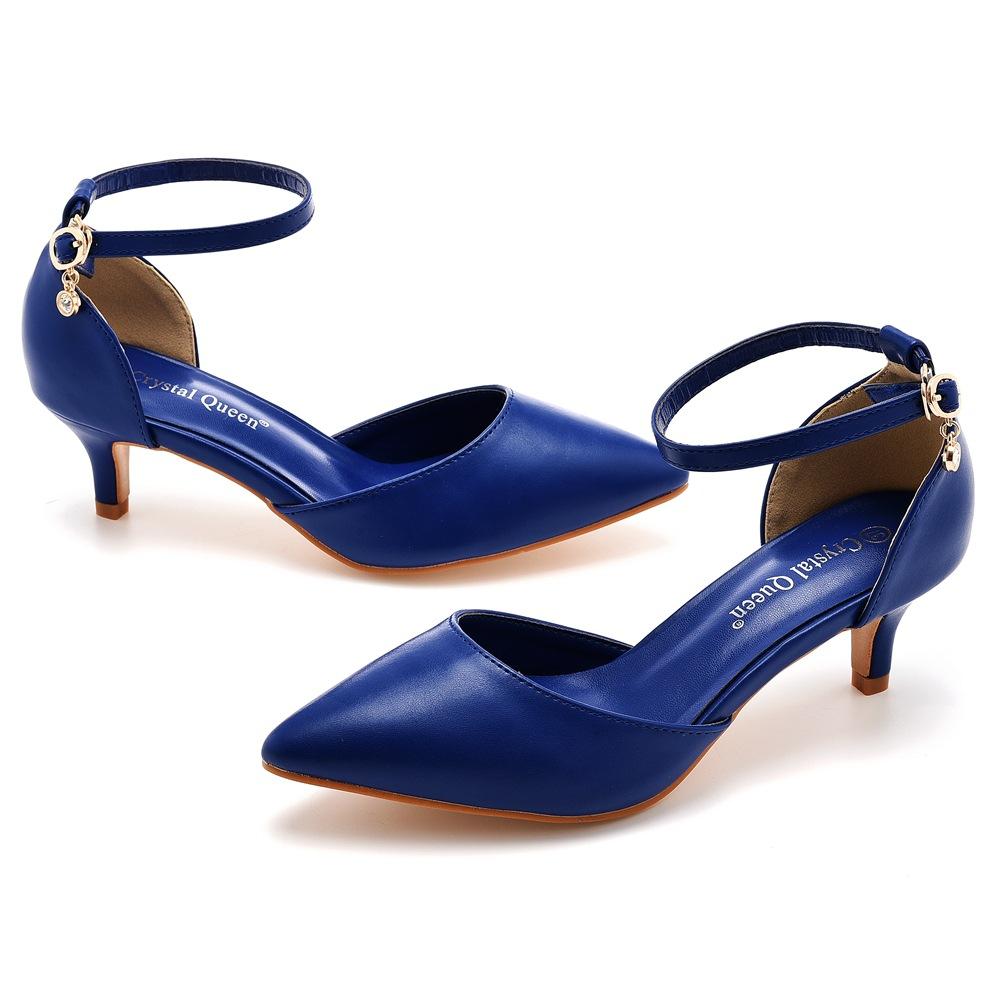 

5 см Большие полые сандалии Туфли на низком каблуке с острым носком Белые свадебные туфли с острым носком Женские свадебные фотосессии Женские сандалии 39