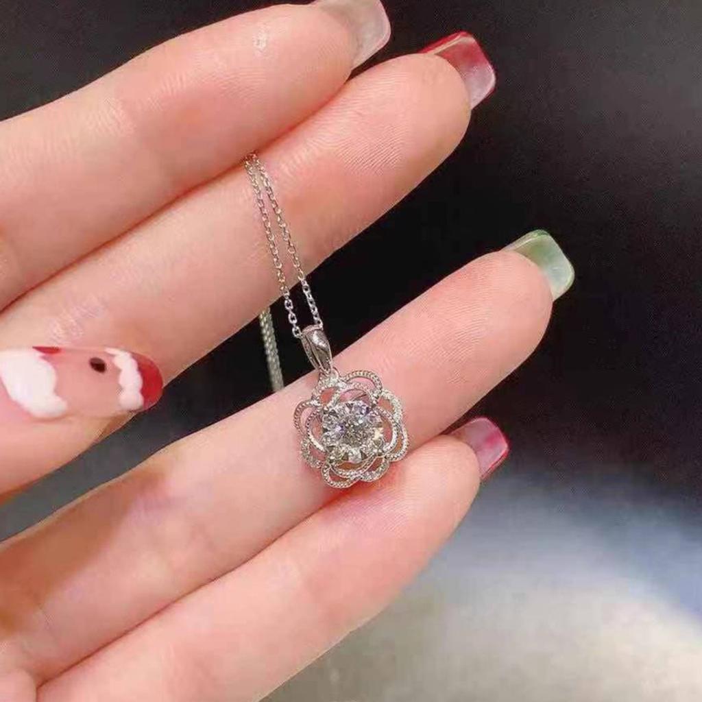 Women Sparkling Floral Pendant Necklace with Layered Flower Design Elegant Statement Jewelry for Daily Wear and Special Occasions