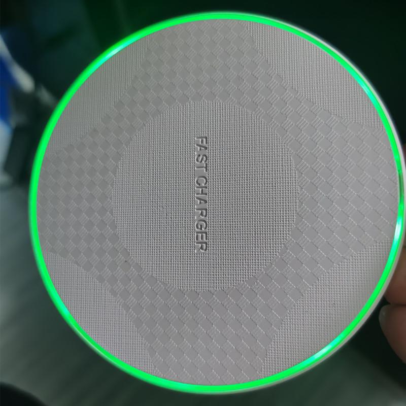 Wireless Charger Pad Stand Desktop Ultra-thin Mobile Phone Fast Charging Dock Station For iPhone 15 14 13 12 11 Samsung Xiaomi