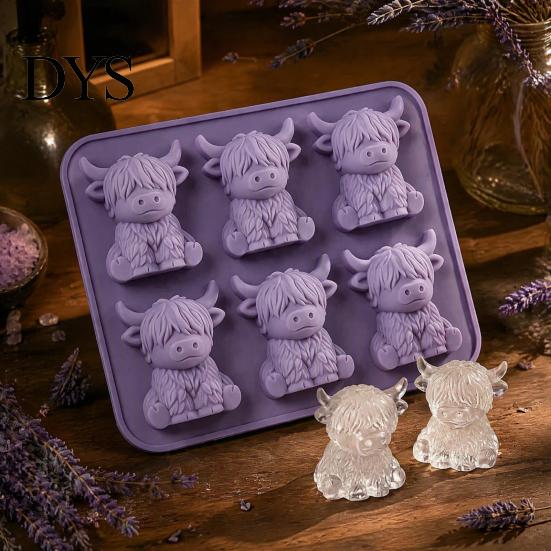 Moule à Cire Aromathérapie DIY Créatif, Moule à Glace Vache des Highlands 3D, 6 Cavités Silicone Qualité Alimentaire Ustensile de Cuisine Original pour Bac à Glaçons, Anti-adhésif Flexible
