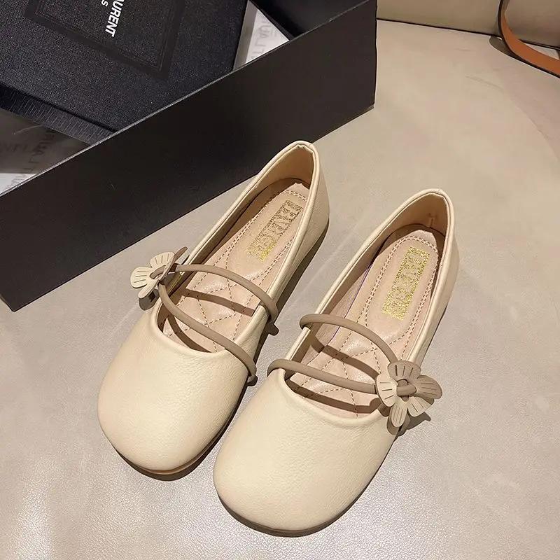 Fashion Shoes for Women Office Moccasins Slip-on Soft Bottom Chic and Elegant 2025 Trend Offer Spring 39 Woman Flats Korean Style Summer