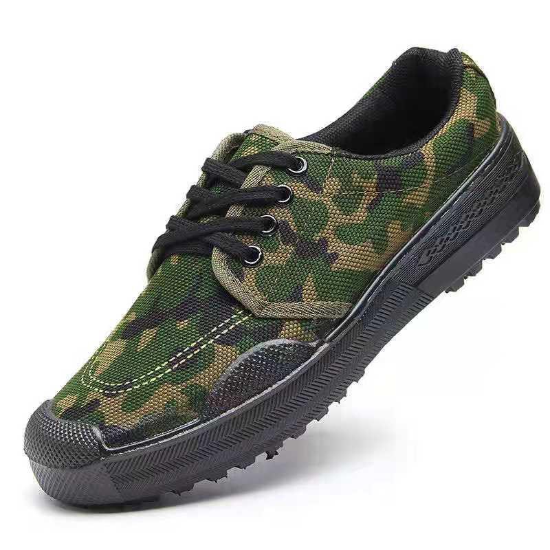 

camouflage training shoes spring summer autumn military training shoes low-top canvas liberation shoes work shoes men s labor insurance shoes 46