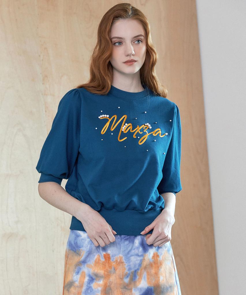 MAXZA Lettering Pearl Stud Point Sweatshirt
