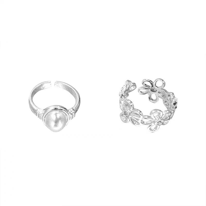 Hollowed-out Flower Ring - Women's High-end Open Finger Ring with Unique Design for The Index Finger.