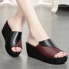 Plattform-Slipper aus weichem Leder Sandalen Damen Sommer Neu Hohe Absätze Fischmaul Muffin Außenbekleidung Schuhe