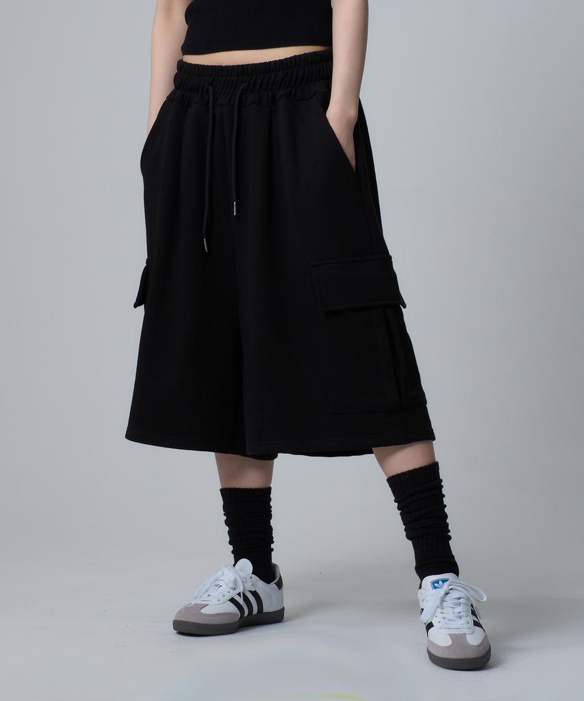 UNKNOWN PLANET Daily Wide Sweat Cargo Shorts Pants Black