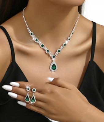Set Earrings Necklace Wedding Silver Elegant Emerald Zircons B23