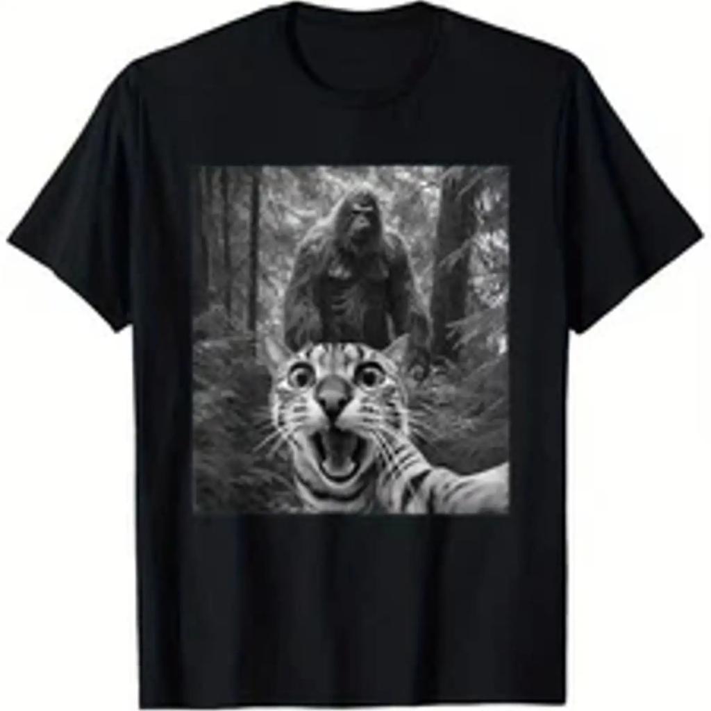 Funny Sasquatch Scared Cat Selfie T Shirt Soft Cotton Casual Fit Round Nec Vintage Comfortable Fashion Graphic Stylish