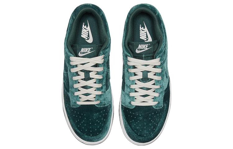 Nike Dunk Low 'Green Velvet' Women's DZ5224-300