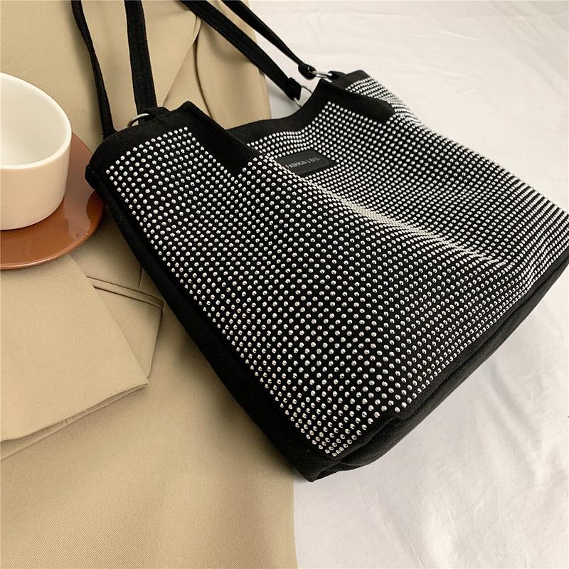 Hasp Pu Ladies Shoulder Bags Diamonds Design Sewing Thread Bags for Women Fashion Bolsas Para Mujeres