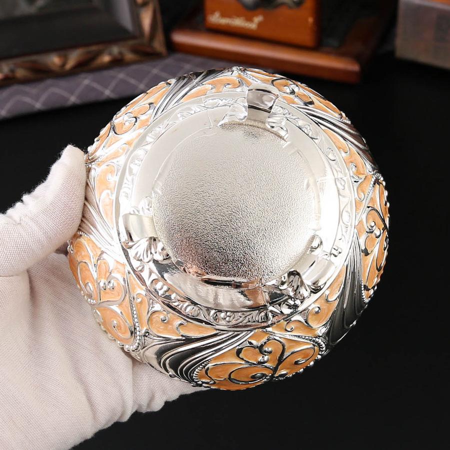 Europäische schalenförmige Metall-Obstschale Obstschale KTV Heimdekoration Wohnzimmer Couchtisch-Ornament Metall-Obstteller Kreatives Ornament