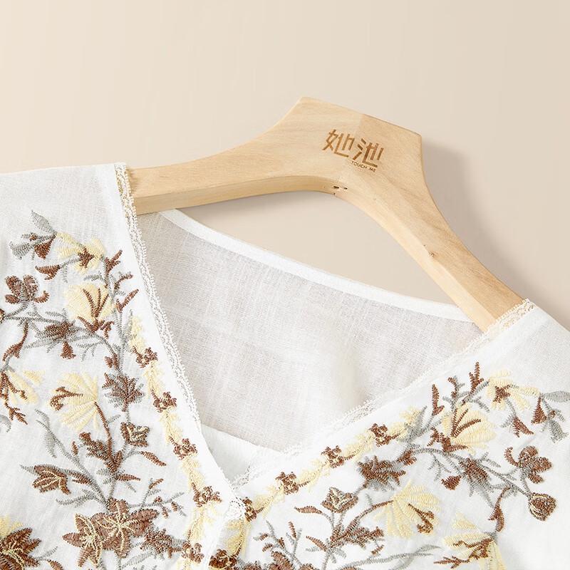 Women's Embroidered V-Neck Loose-Fit Shirt