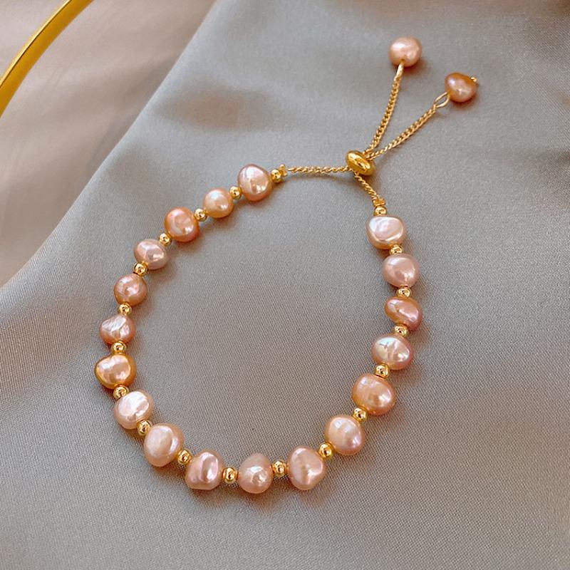 

Baroque natural pearl best friend bracelet - unique & trendy design рожевий