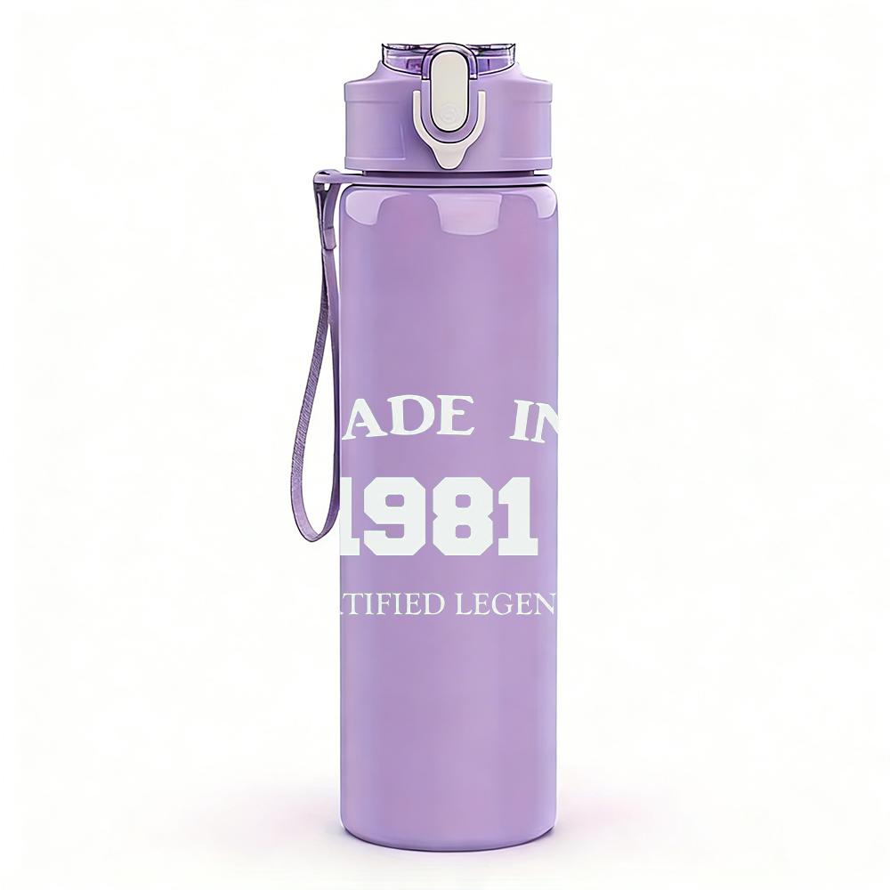 1PC Made In 1981 Faint Pale Text Print 750ml Colorful Plastic Sports Water Bottle Leakproof Pop Up Lid with Straw for Outdoor Work Home Use