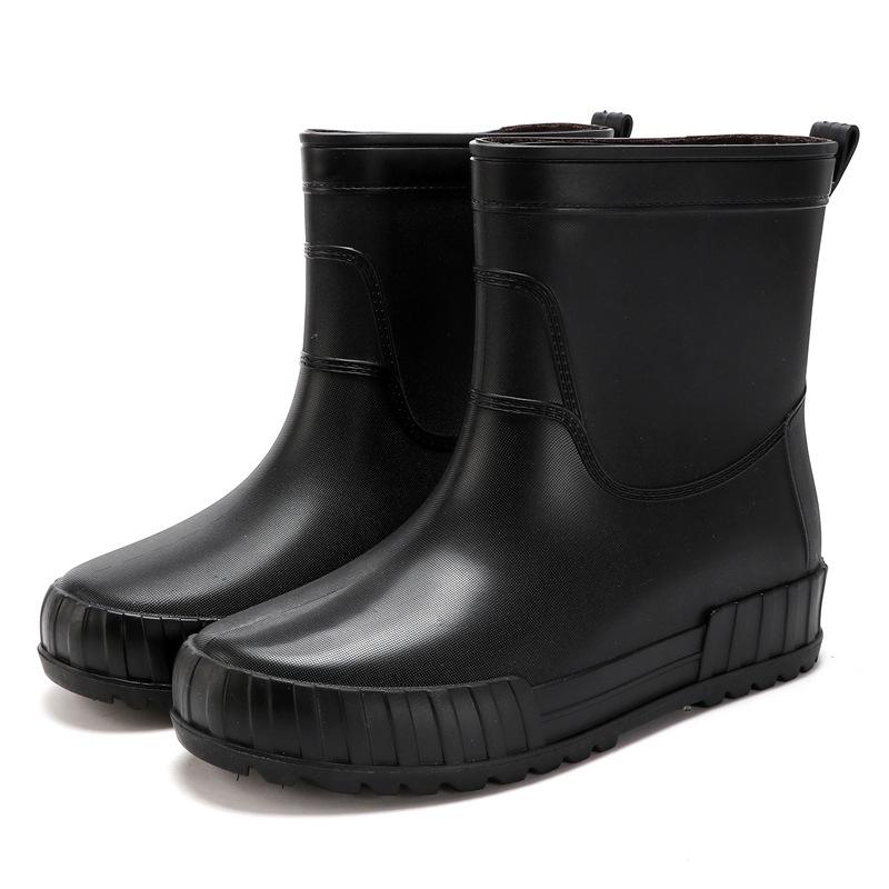 

Rain shoes men s rubber shoes medium tube non-slip waterproof rain boots water shoe cover shoes fishing shoes car wash work shoes men s rubber shoes 40 чёрный