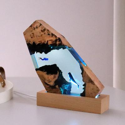 Massivholz Harz Lampe kreative Kunst Marine Höhle Wal Taucher Tischdekoration