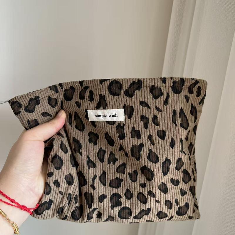 Vintage Corduroy Leopard Print Cosmetic Bag for Girl Female Large Women's Clutch Makeup Organizer Handbag Fashion Toiletry Case