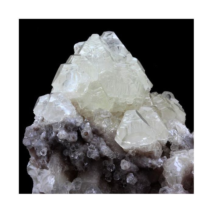 Pierres et Minéraux. Calcite. 2269.0 ct. Hunnan, Chine.