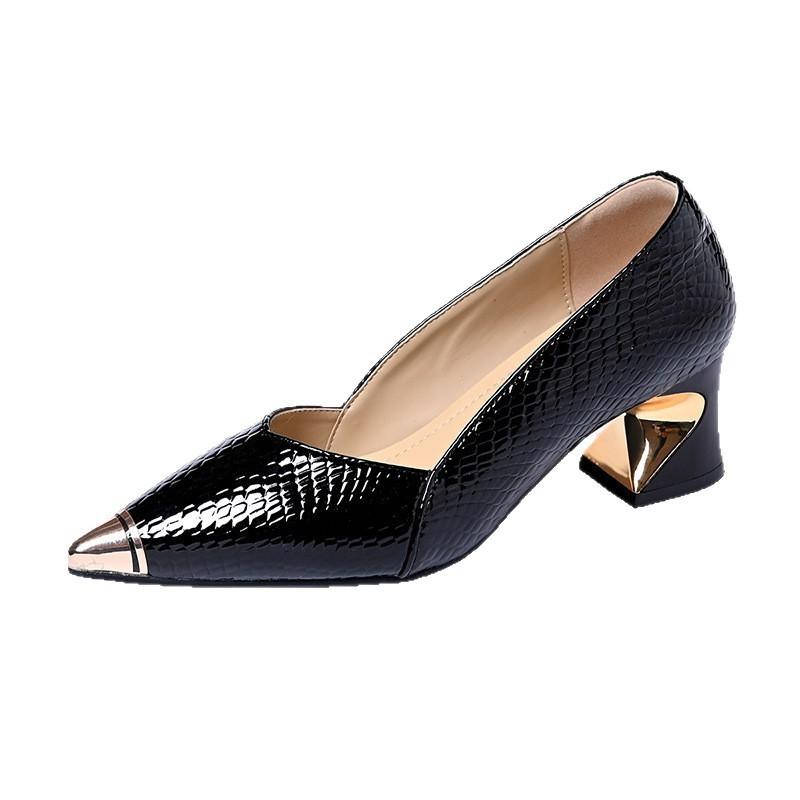 Spetsig temperament grund mun medelhög klack enkla skor damskor högklackade damskor mångsidiga grund mun tjock klack skor