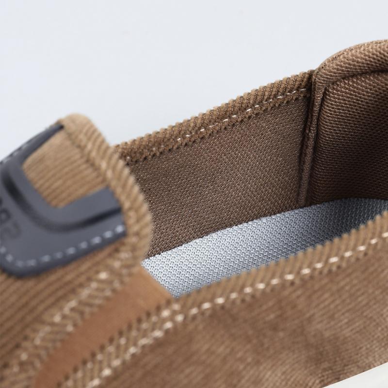 Lightweight Men's Sneakers Comfortable Men's Casual Shoes Breathable Mesh Comfortable Flat Shoes Round Toe Non-Slip Loafer Shoes