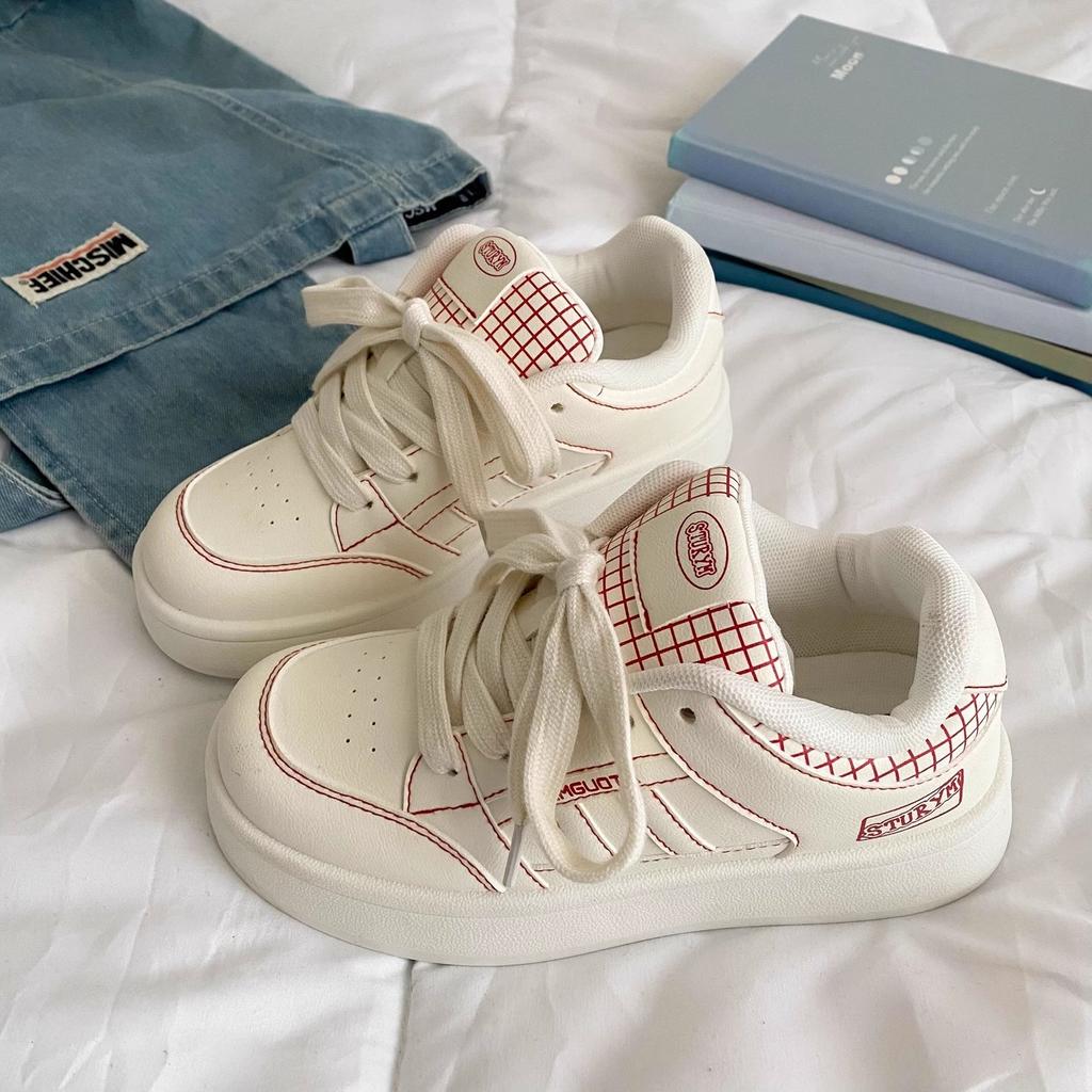 High-value Student Shoes Women's Trend Little White Shoes Retro Casual Sports Women's Shoes Little White Shoes Bread Versatile Board Shoes