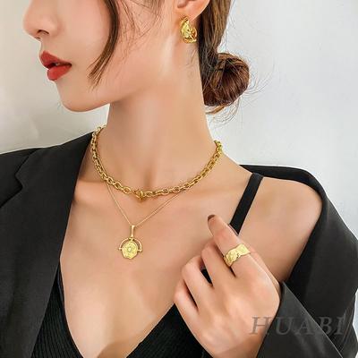 Metal Wind Women'S Temperament Necklace Jewelry Light Luxury Cold Wind Gold Collarbone Side Chain