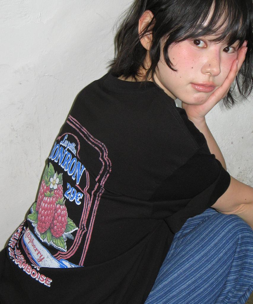 RONRON Vintage Raspberry Over Fit T Shirt Black