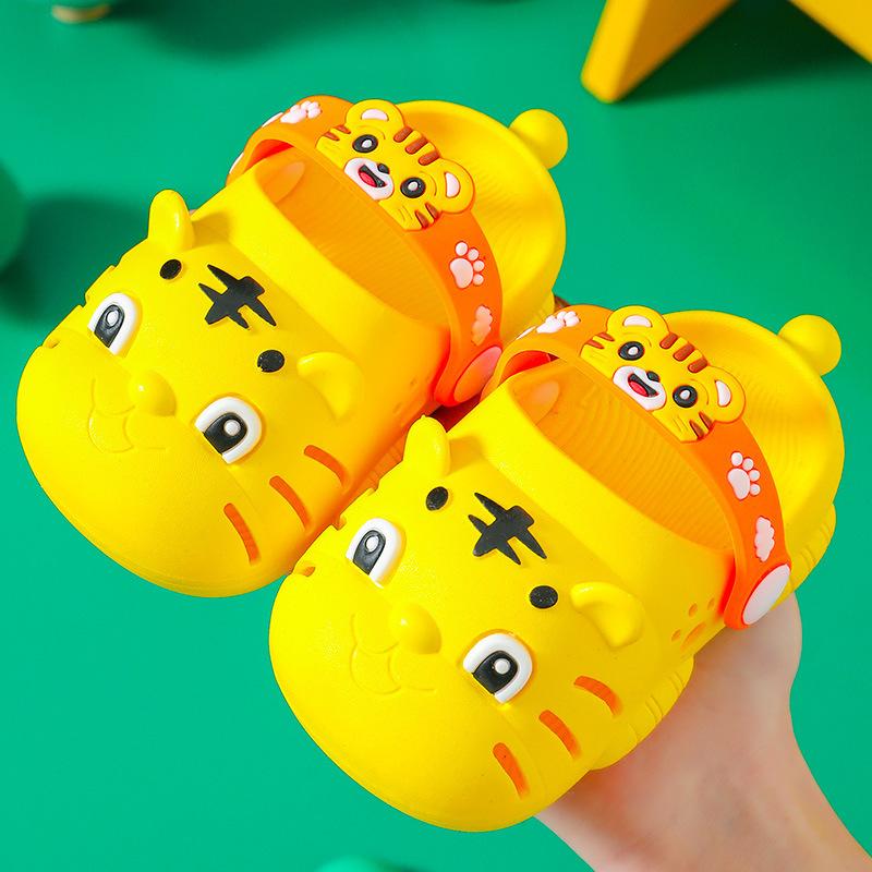 

New children s tiger baby clogs, children s slippers for summer, girls and boys non-slip sandals for toddlers and infants 15-16Inner Length11.5cm жёлтый