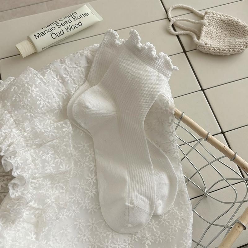 Black Ear-trimmed Socks for Women In Autumn, Solid Color Lace Mid-calf Pile Socks, Versatile Stretch Socks