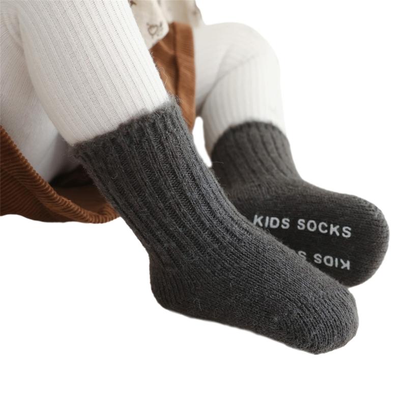 

Soft and Safe Baby Socks Slip Resistant Wool Socks Elastic Cuff Comfortable Warm Socks Solid Color for 0-5T Infants M сірий колір