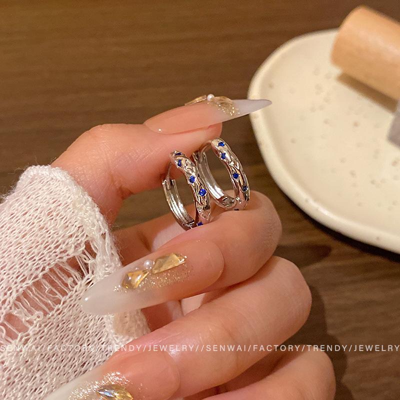 

Mangxing zircon ear buckle unique design cold wind earrings year earrings women