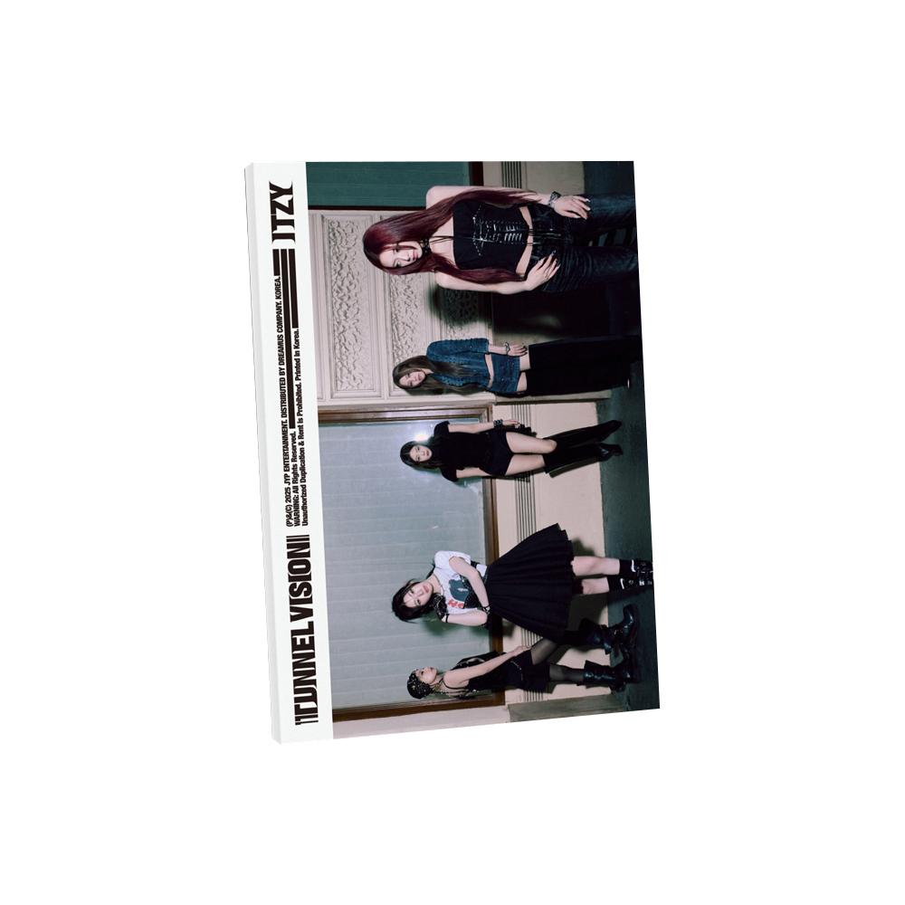 

[Предзаказ] ITZY - TUNNEL VISION (Фотокнига Вер.) A