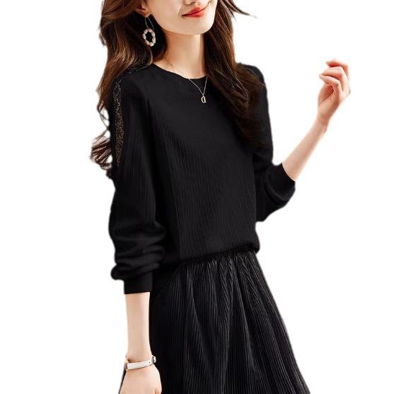 Women's Lace Textured Round Neck Knitted Top - Spring 2025 Fashion Trend
