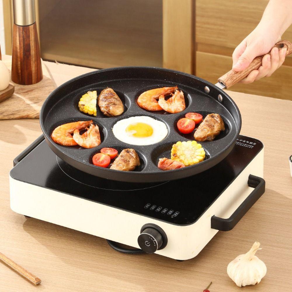 Wood Grain Handle Egg Frying Pan Round Egg Cooker Durable Breakfast Egg Pan Restaurant