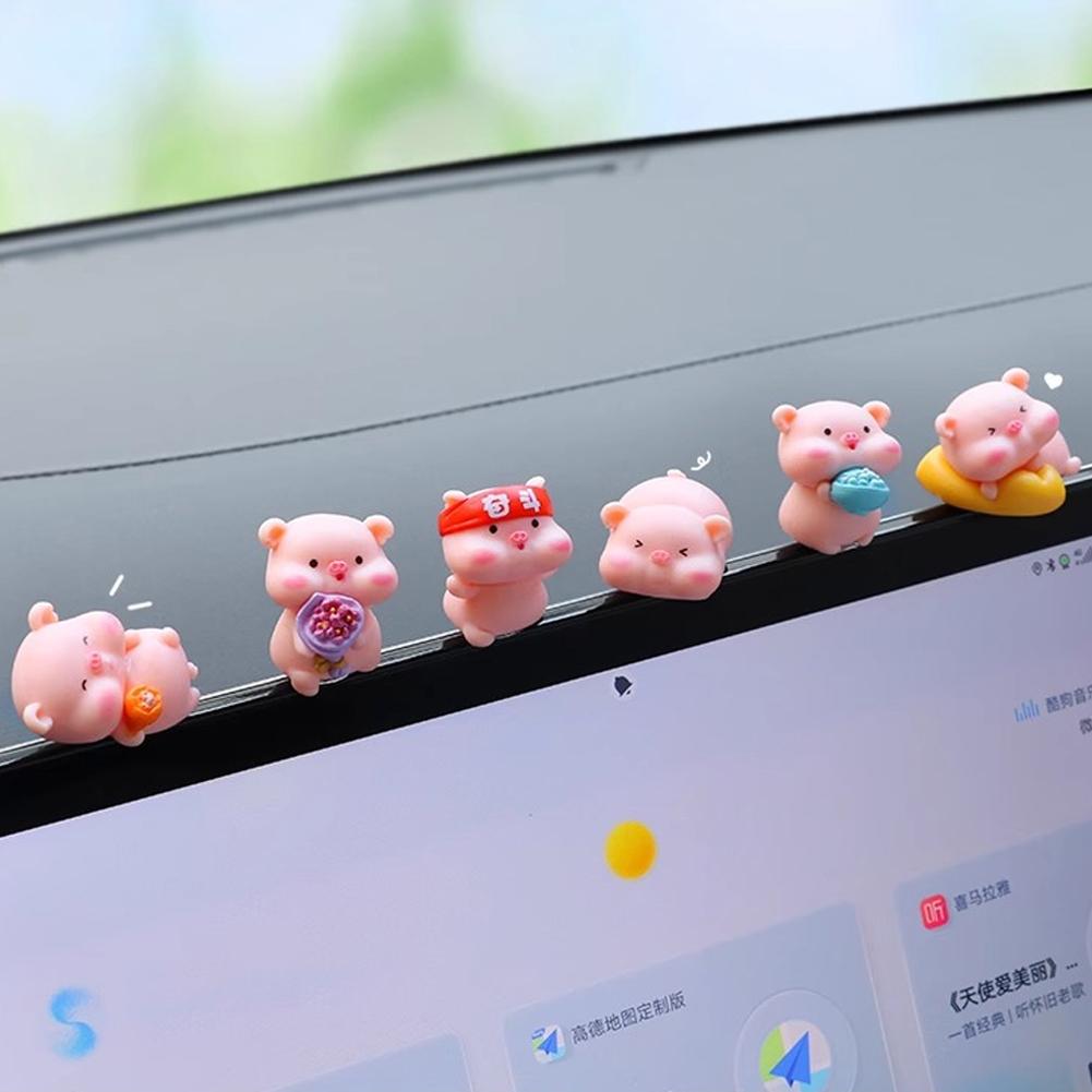 6Pcs Mini Cute Pigs Car Center Console Ornaments Micro Animal Screen Decoration Car Interior Accessories