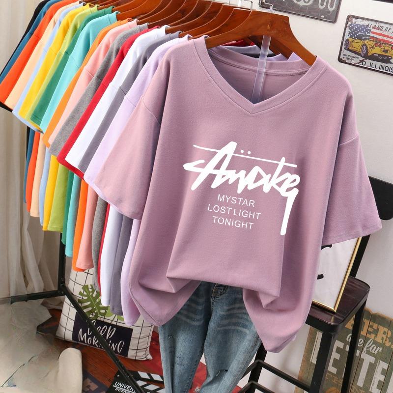 Dámské tričko s krátkým rukávem, volného střihu, zeštíhlující top s potiskem a výstřihem do V