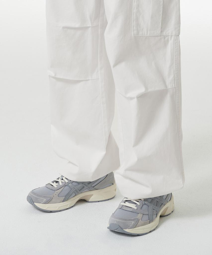 MUSINSA STANDARD WOMAN Women'S Wide Cargo Pants [White]