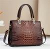 Classic Retro Women Shoulder Bag Large Capacity Crocodile Pattern Crossbody Bag Luxury Brand Designer Handbag Commuting Tote Bag