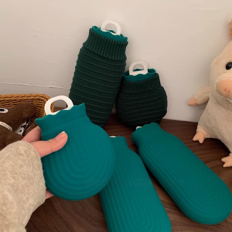 Silicone Environmentally Friendly Water Injection Hot Water Bottle Hand Warmer Hot and Cold Available Good Tactile Feel Simple